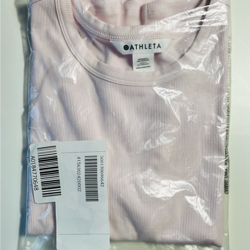 NWT Athleta Signature Rib Crop Tee Small